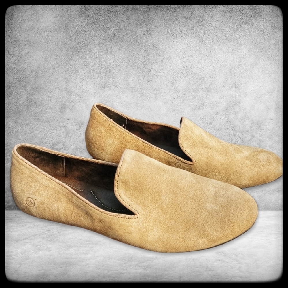 NWOT BORN! Handcrafted Footwear Suede Leather Academia Moccasin Loafers